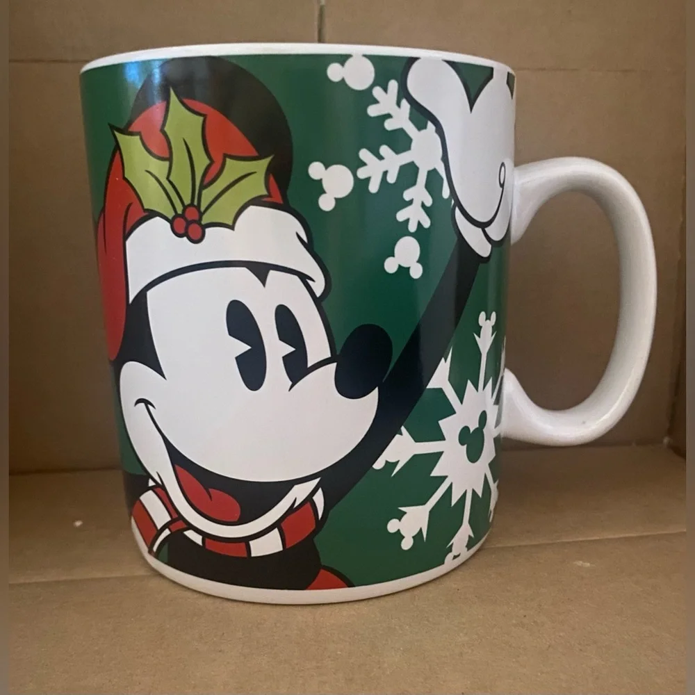 - Disneys Mickey Mouse JUMBO Coffee Mug 24 oz